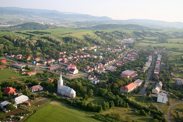 Bývanie v pokojnej obci s blízkosťou mesta